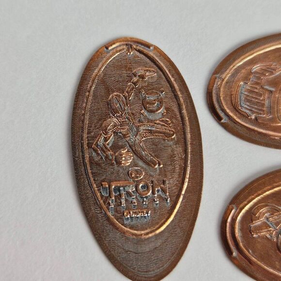 Tron Legacy Pressed Pennies Lot Bundle Disneyland Sam Light Cycle Runner Retired - Picture 2 of 7